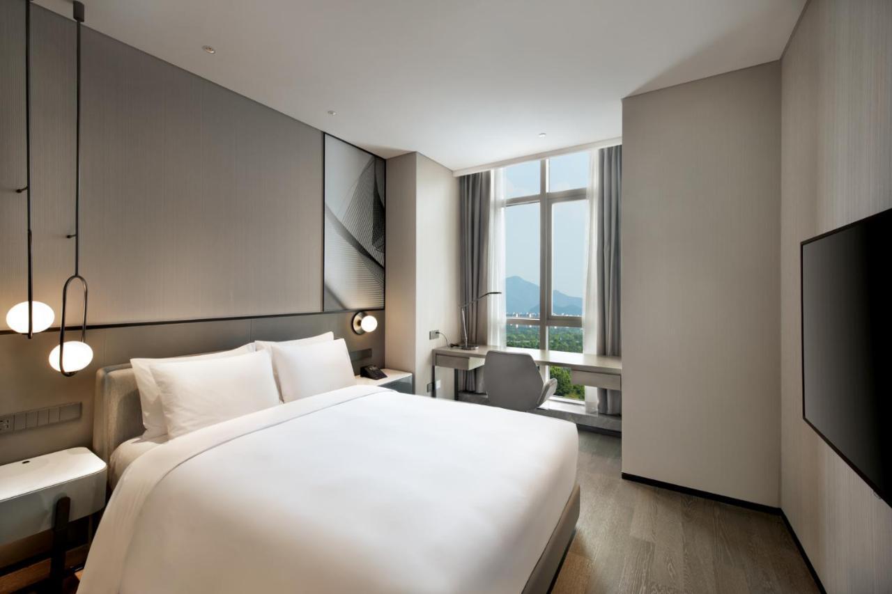 Crowne Plaza Hangzhou Science City By Ihg Экстерьер фото
